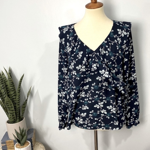 Loft floral top - Picture 1 of 6